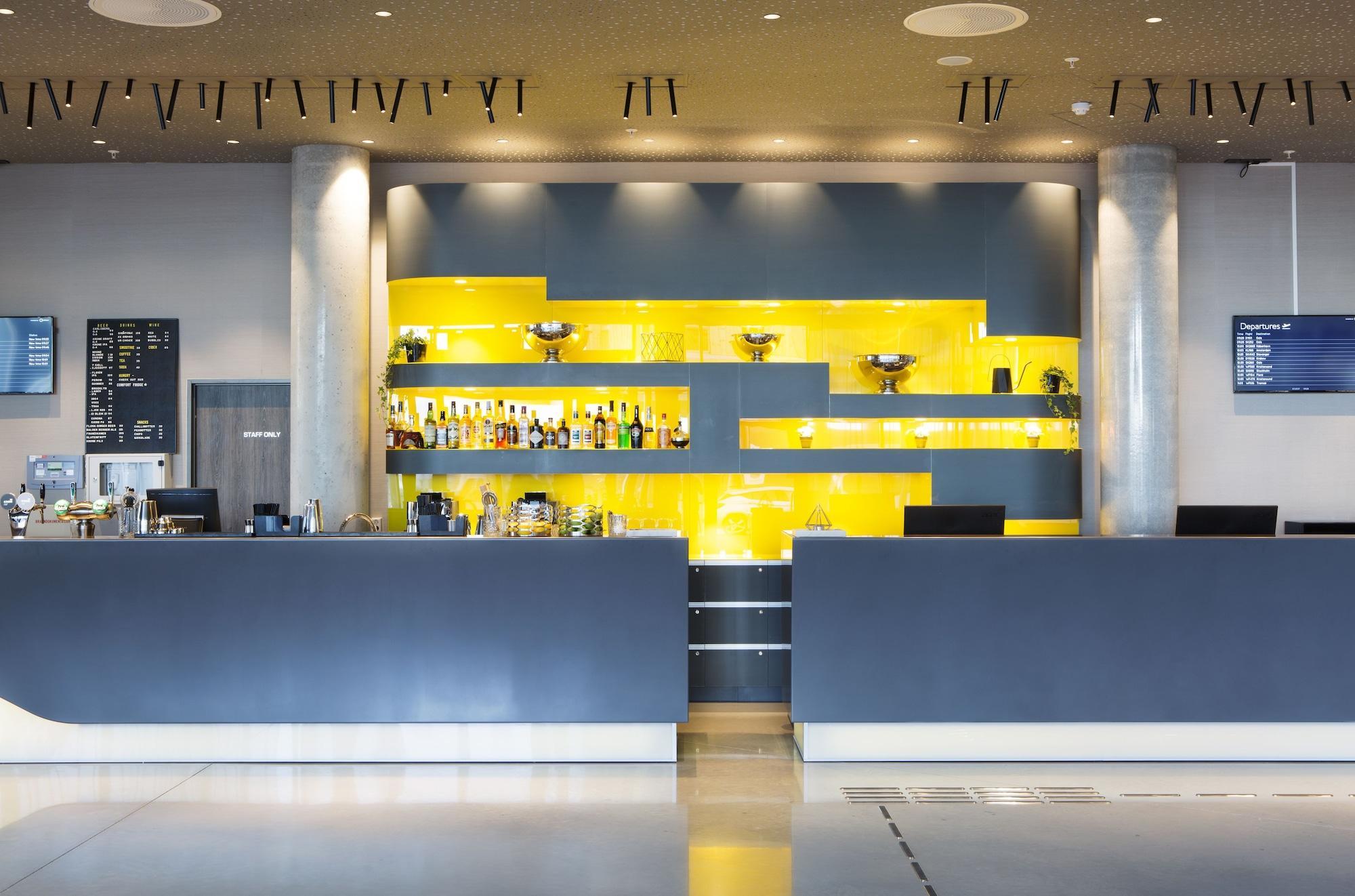 Comfort Airport Hotel 4*